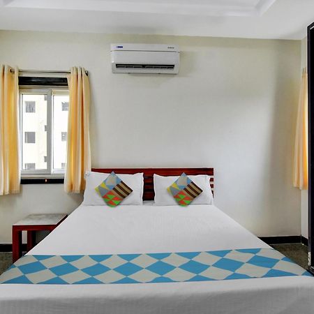 Oyo Home Msr Guest Inn Homestay Nellore Exterior foto