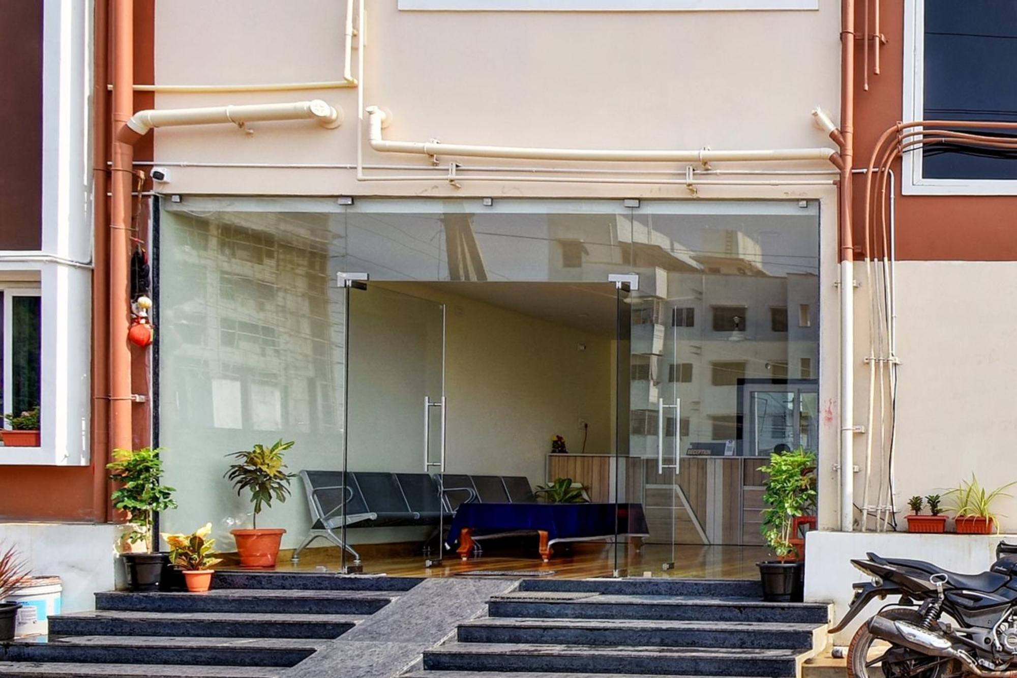 Oyo Home Msr Guest Inn Homestay Nellore Exterior foto