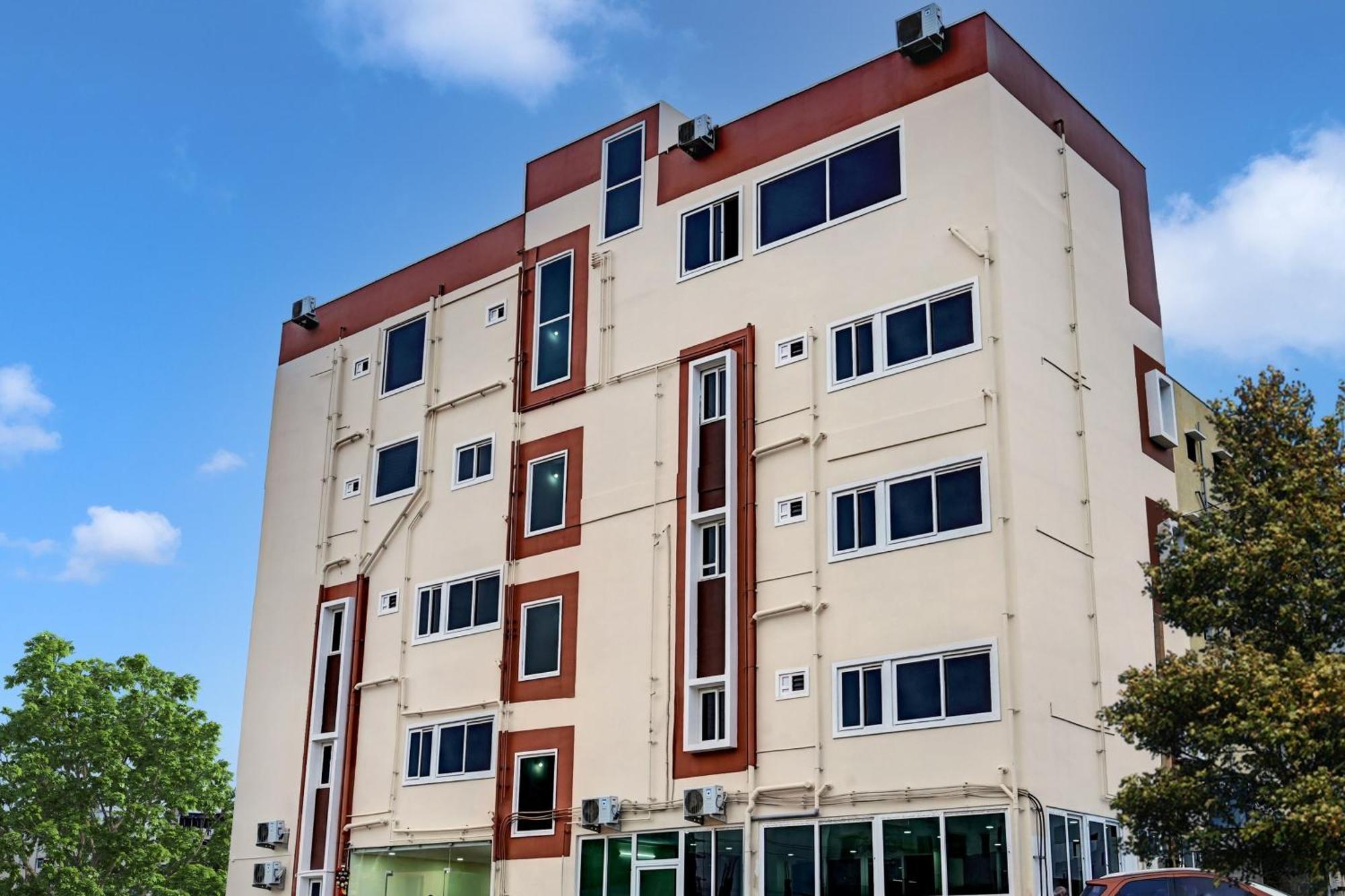 Oyo Home Msr Guest Inn Homestay Nellore Exterior foto